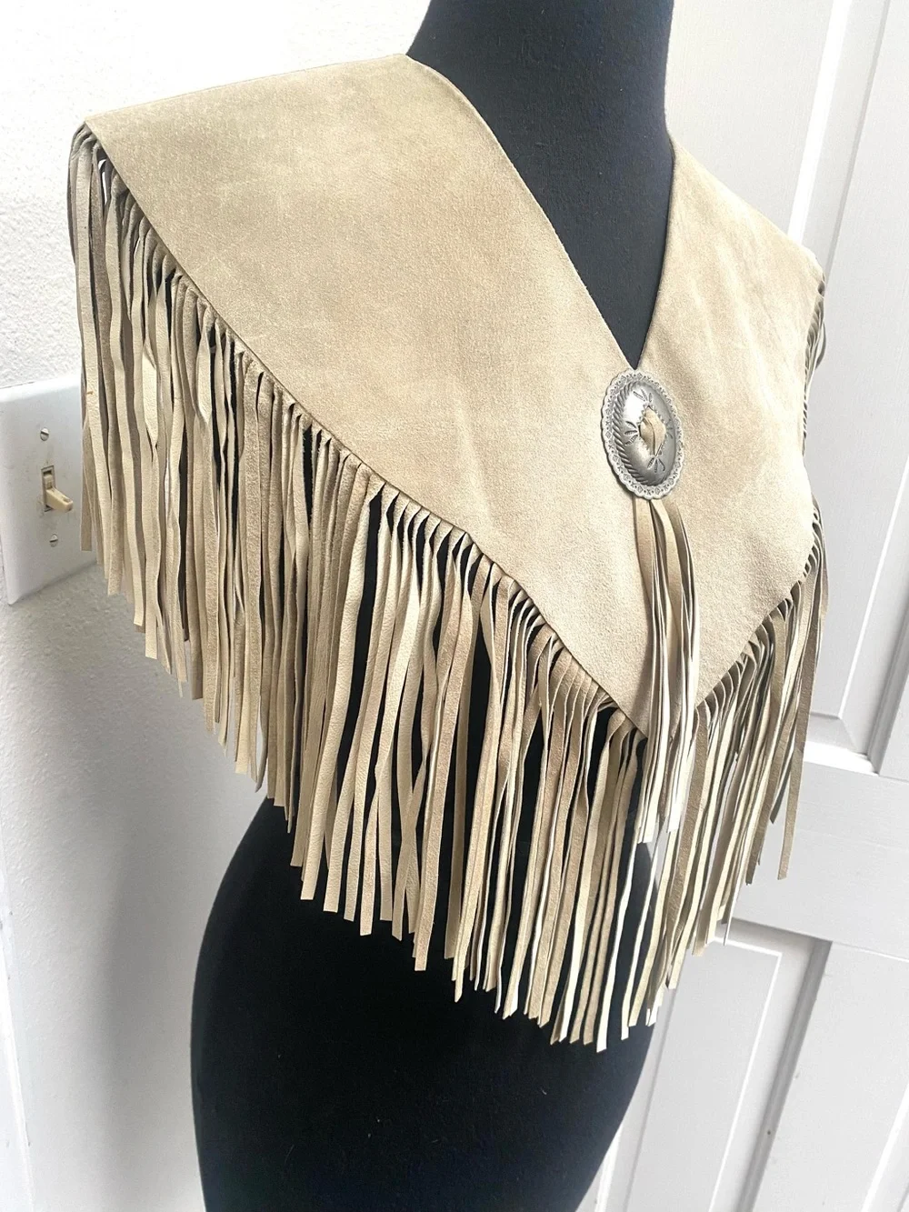 Vintage Santa Fe Collar by Carlene Southwestern Leather Fringe Capelet Concho